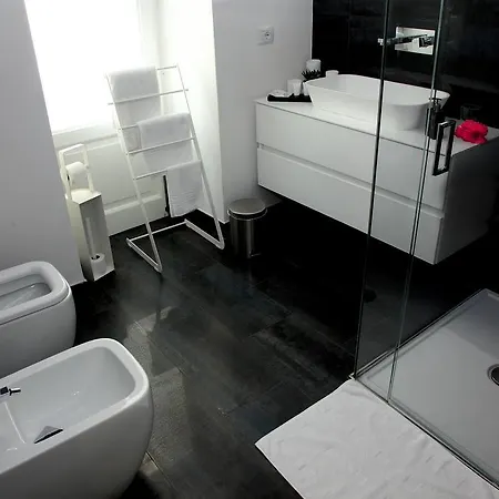 Massimo Oda ve Kahvaltı 4*